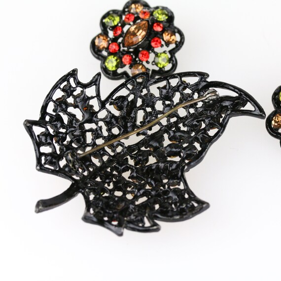 Vintage Signed Weiss Black Enamel Rhinestone Leaf… - image 4