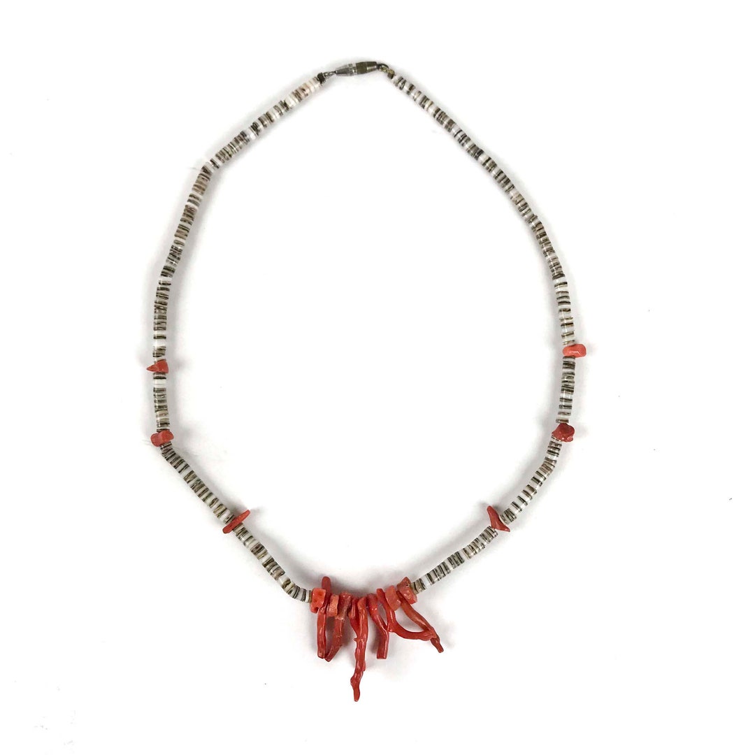 Collier Vintage à Perles Graduées En Bois, Corne, Corail Et Coquillage - Tons Blanc, Bleu, Marron