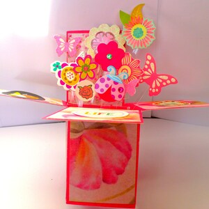 Biglietti di primavera 3D, biglietti pop-up, biglietti con scatola di fiori, biglietti con scatola 3D, biglietti di compleanno con scatola, biglietti floreali, biglietti con fiori primaverili, biglietti di compleanno per la mamma