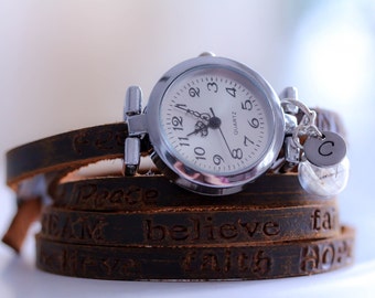 Montre à remontage, montre pour femme, personnalisée, montre-bracelet à remontage, montre à remontage marron, bracelet de montre, montre pour femme, cadeau de Noël, bracelet en cuir véritable