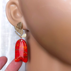 Rot Polymer Ton Ohrringe, Farbe Rot orange Gold, fimo Ohrstecker, minimalistische Ohrringe, Geschenke für Sie Bild 7