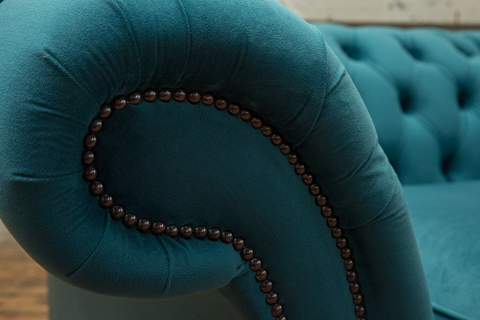 British Handmade 3 Seater Teal Blue Velvet Chesterfield Sofa - Split ...