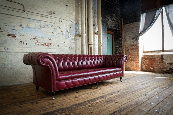 Old 2024 english sofa
