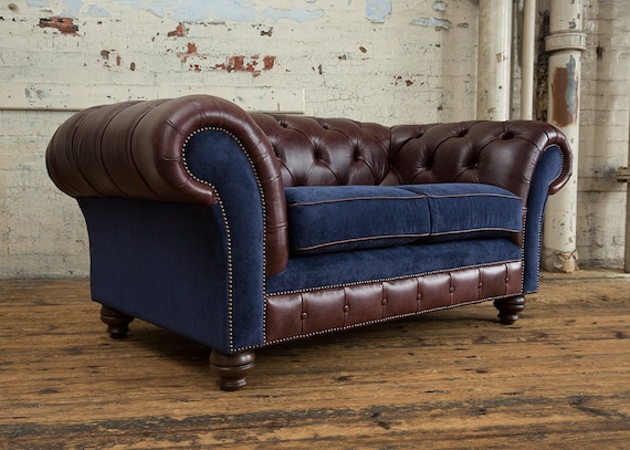 Dark blue sale velvet chesterfield sofa