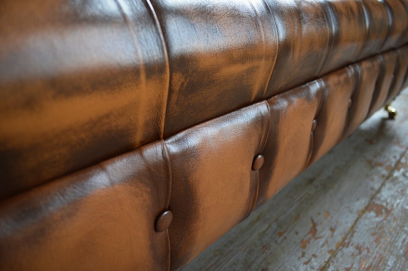 Handmade 3 Seater Antique Tan Leather Chesterfield Sofa, Couch, Settee Other Colours image 8