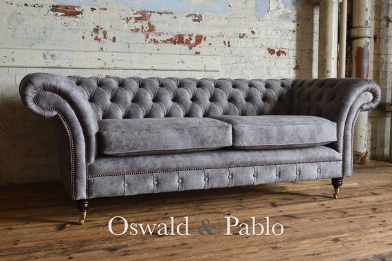 Distressed velvet couch deals