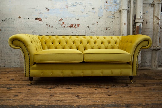 Coloured chesterfield sofa deals