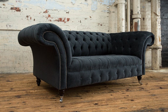 Grey velvet chesterfield armchair new arrivals