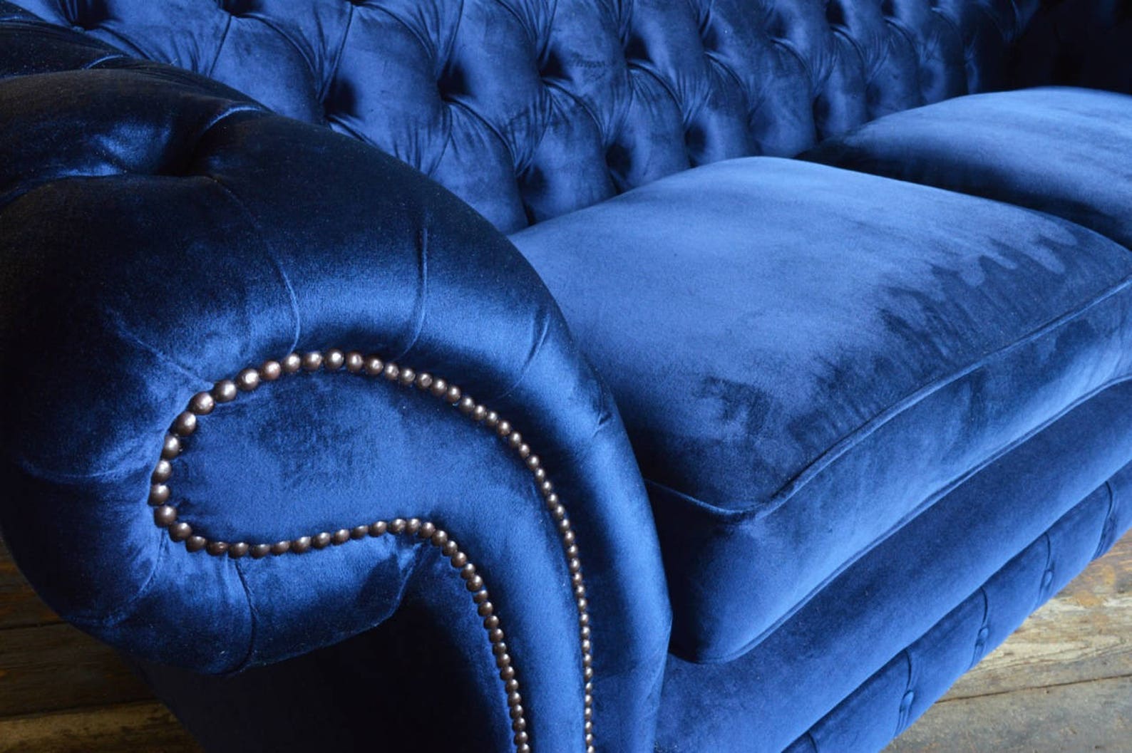 3 Seater Navy Royal Blue Velvet Fabric Chesterfield Sofa, British ...