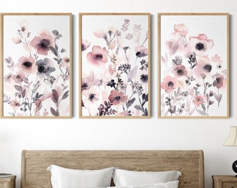 Juego de 3 láminas de arte con estampado floral rosa pastel, pintura abstracta de flores en acuarela y decoración de pared en rosa rubor.
