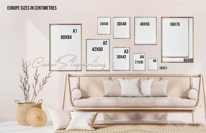 Puede incluir: Una exhibici&oacute;n de impresiones art&iacute;sticas enmarcadas en varios tama&ntilde;os, incluyendo A1 (60x84 cm), A2 (42x60 cm), A3 (30x42 cm), A4 (21x30 cm) y A5 (15x21 cm), con dimensiones en cent&iacute;metros. Los marcos tienen un borde marr&oacute;n claro. El texto "EUROPE SIZES IN CENTIMETRES" est&aacute; en la parte superior.