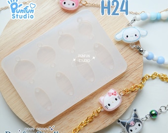 H 24 2-Sided Hole Hanger Mold / 8 in 1 / UV Resin Mold / Silicone Mold