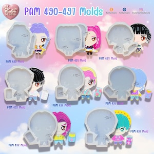 Puede incluir: Una colección de moldes de silicona transparentes con diseños de personajes variados, cada uno emparejado con una ilustración colorida del personaje. Los moldes están etiquetados con el texto "PAM 490-497 Molds" y números de molde individuales. Los personajes tienen peinados y atuendos únicos.