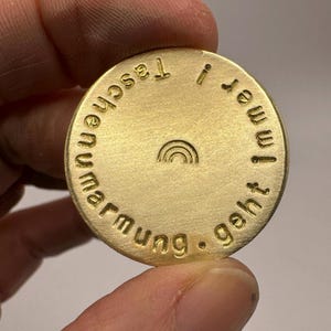 Wunschtext Münze Glücksbringer Tochter Geschenk Taschenstein Mutmacher personalisiertes Abi Geschenk Taufe Taschenumarmung Freund pocket hug