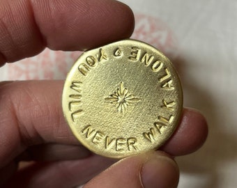 You will never walk alone | token coin hugs * Best friend grandma Grandpa Gift hug pocket stone isolation gift