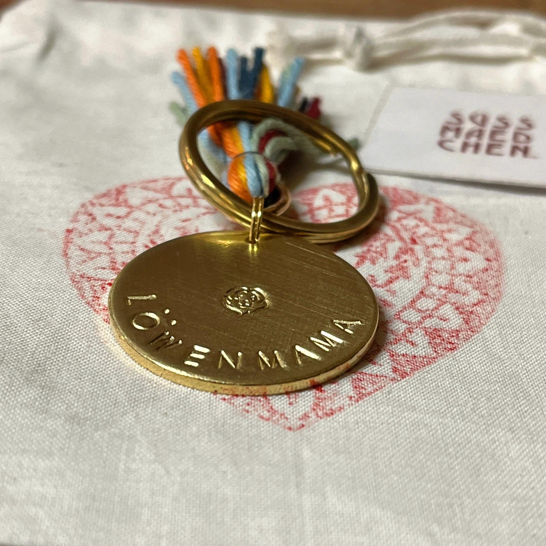 Portachiavi Vintage Testa Di Leone: Ciondolo In Ottone 50mm Con Chiave Greca, Design Elegante E Resistente - 5