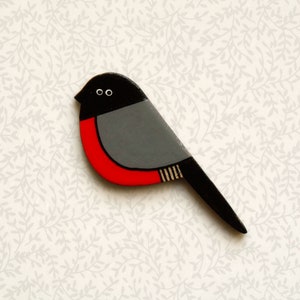 Brooch bullfinch