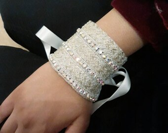 UROOS bridal beaded crystal diamanté rhinestone wrist corsage cuff bracelet ivory ribbon vintage wedding.