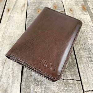 Cartera de viaje de piel de canguro: el epítome del lujo y la funcionalidad para viajeros ávidos y titulares de pasaportes. ¡Personalizable!