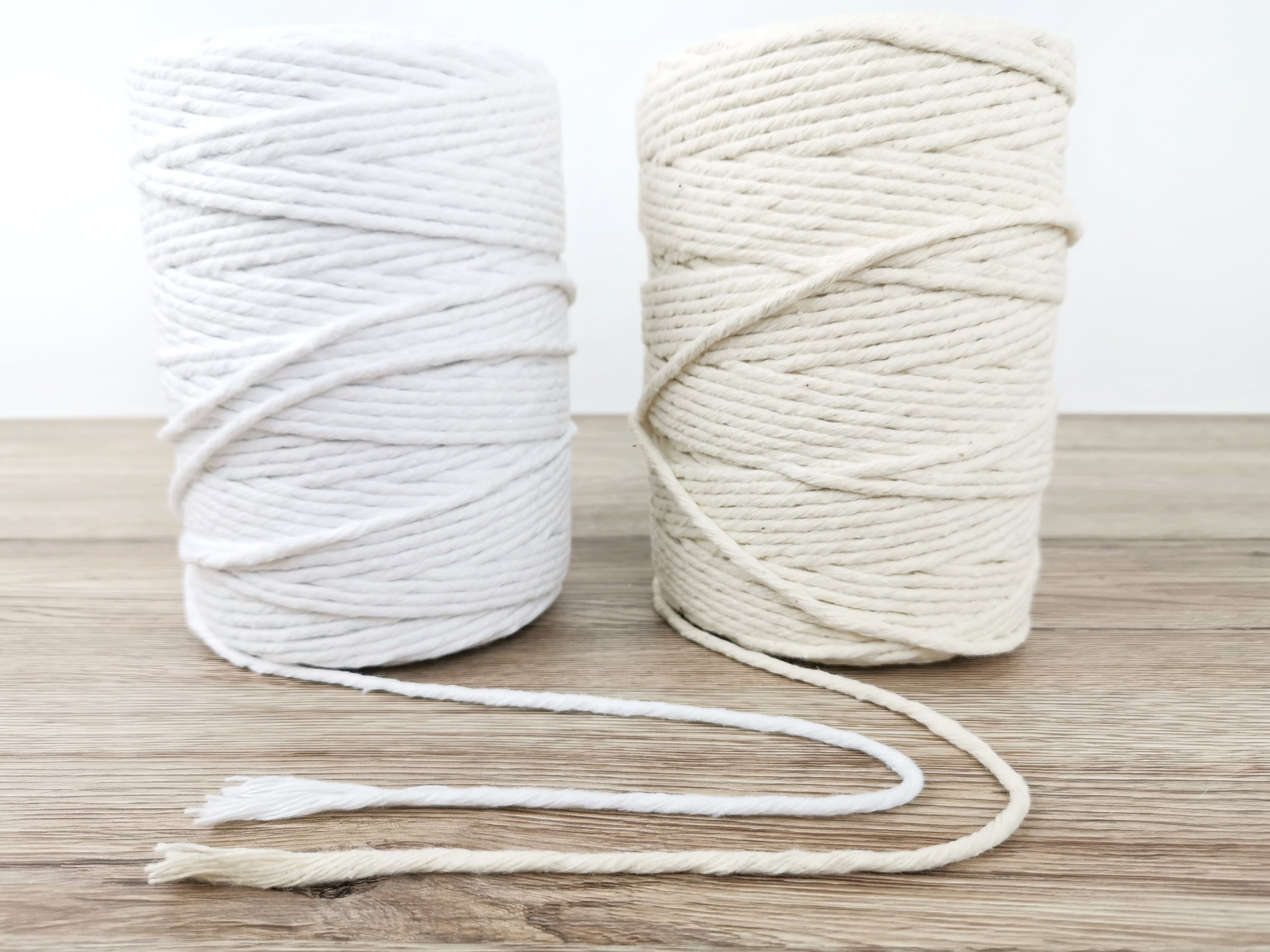 Whimsy Designs Macrame Cord 4mm single twist 1 ply Rope 240 metres 100/% Cotton Reel natural 1 ply 4mm wall hangings plant hangers
