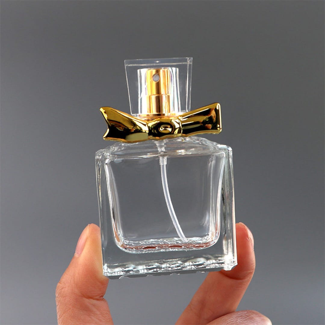 A bottle online of perfume