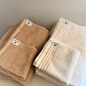 Organic cotton face+ bath towel gift set //face towel//bath towel//Gift for her// new born gift//Toxic free// No chemical//No dye
