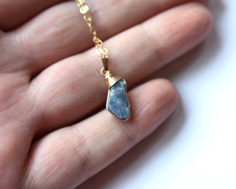 Blue Sapphire Pendant Raw Stone September Birthstone Necklace Mother/'s Day Gift Raw Sapphire Necklace 14k Gold Filled