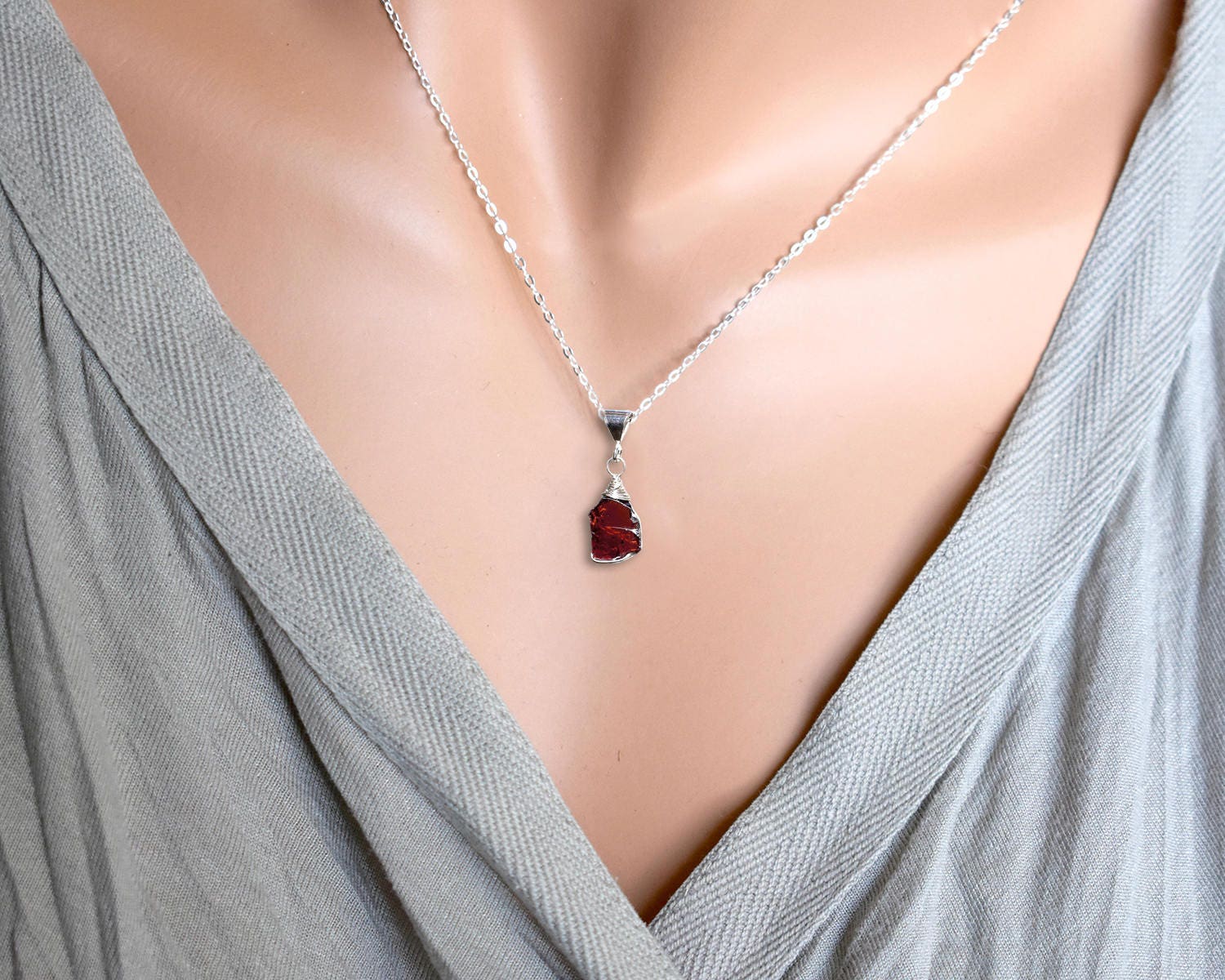 Garnet birthstone jewellery outlet