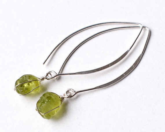 925 Sterling Silver Rhodium-plated Peridot Diamond August Stone Ring Size 6-8