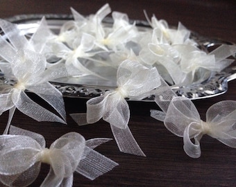 50/100 Ivory Mini Organza Ribbon Bows Applique Embellishments Wedding Decoration Fabric Bow Card Making Scrapbooking Small Tiny Bows