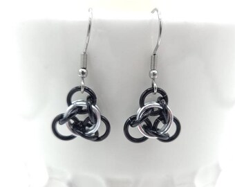 Chainmail Earrings - Not Tao 3 - Black and Silver