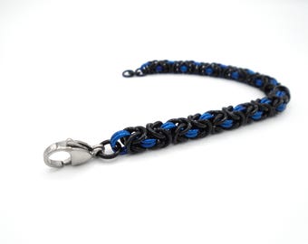 Chainmail Bracelet - Black and Royal Blue Byzantine Weave