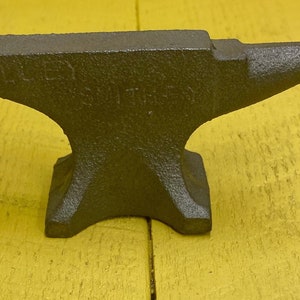 Vintage Miniature Anvil, Vintage Anvil, Soviet Anvil, Small Anvil