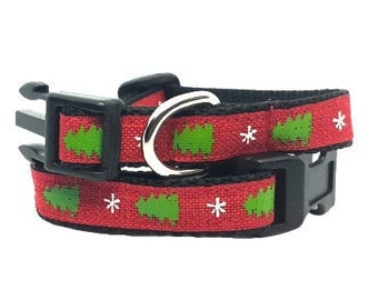 Red Green Christmas Dog Collar, Cat Collar, Christmas Tree Collar, Winter Dog Collar, Holiday Dog Collar, 1/2" thick, adjustable collar