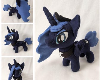 等身大プリンセス・ルナ（アクセサリー付き） - 睡眠マスク