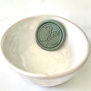 Selo de cera de lírio de Calla / Selos de cera adesivos / Selos de cera botânicos / Selos de convite de casamento / Selos de cera removíveis e adesivos / Selos de cera florais