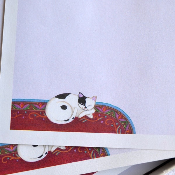 Vintage Hallmark Stationery Set - Sleeping Cat on Rug - 18 Sheets with Envelopes