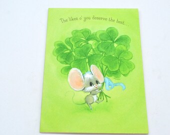 Vintage Greeting Card - St Patrick's Day Mouse with Green Clover - Unused Cheddar & Co. Hallmark