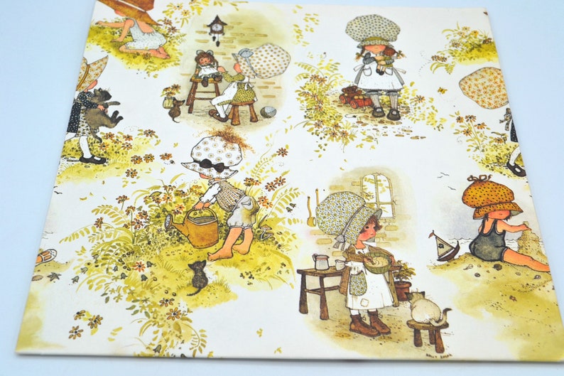 Vintage Wrapping Paper Hollie Hobbie Bonnet Girls Cats Raggedy Ann Unused Sheet image 3