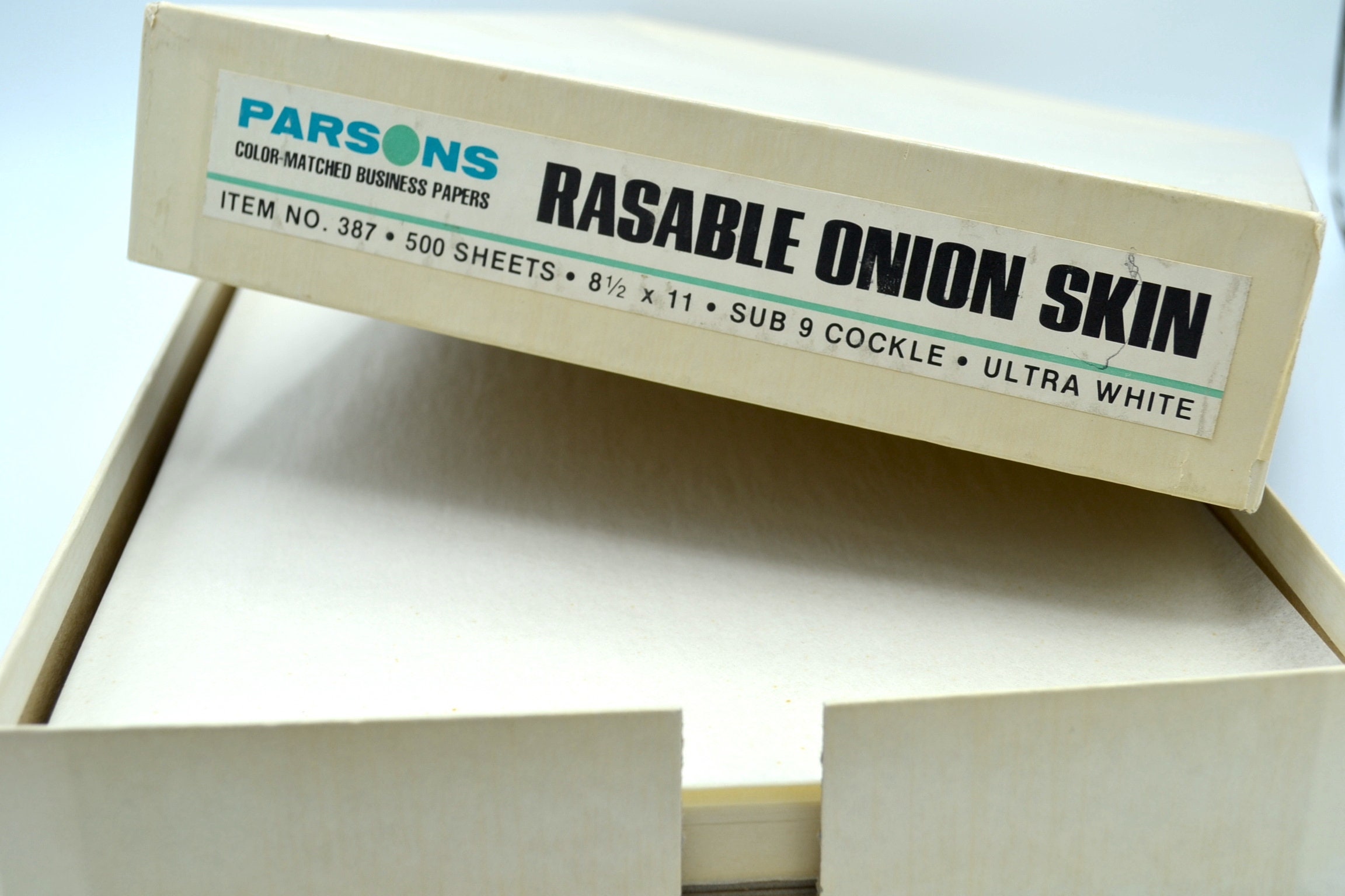 Onion Skin Paper, Cockle Finish, 25% Cotton Fiber, Lightweight, 12