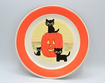 Vintage Halloween Paper Party Plate - Three Black Cats and Jack O Lantern - 9"