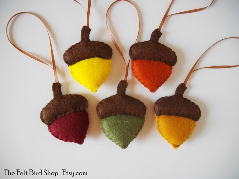 Felt acorns Autumn acorn decor Felt fall ornaments Thanksgiving decor Halloween decor image 7