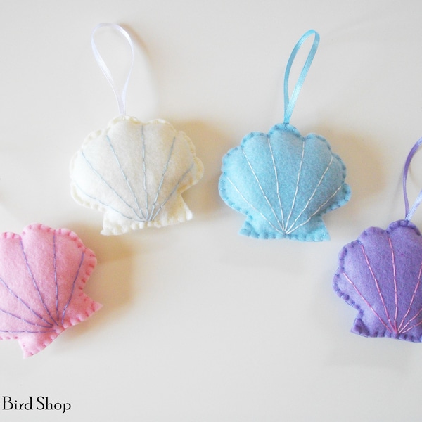 Felt Seashells - Summer ornament - Sea creatures decor - Felt summer decor - Sea baby mobile - Girl room ornaments