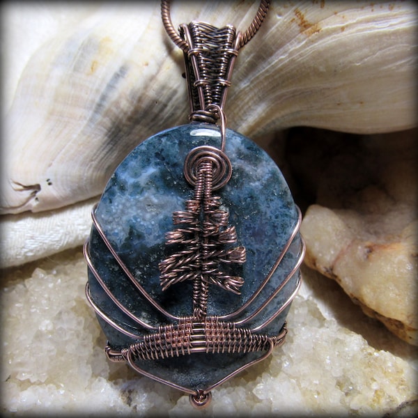 Solitude Wire Weave Pendant Tutorial