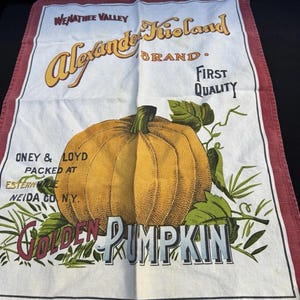 Vintage Thanksgiving Pumpkin Tea Towels 55% Cotton 45 percent Linen Made in Italy image 3