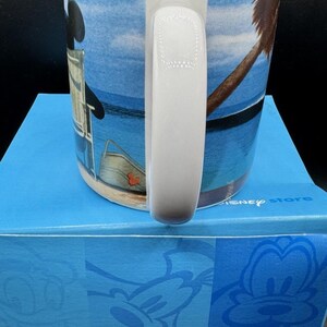 New 1990’s Disney Jumbo MICKEY MOUSE Coffee Mug Beach Vacation Ocean In Box! NWT image 4