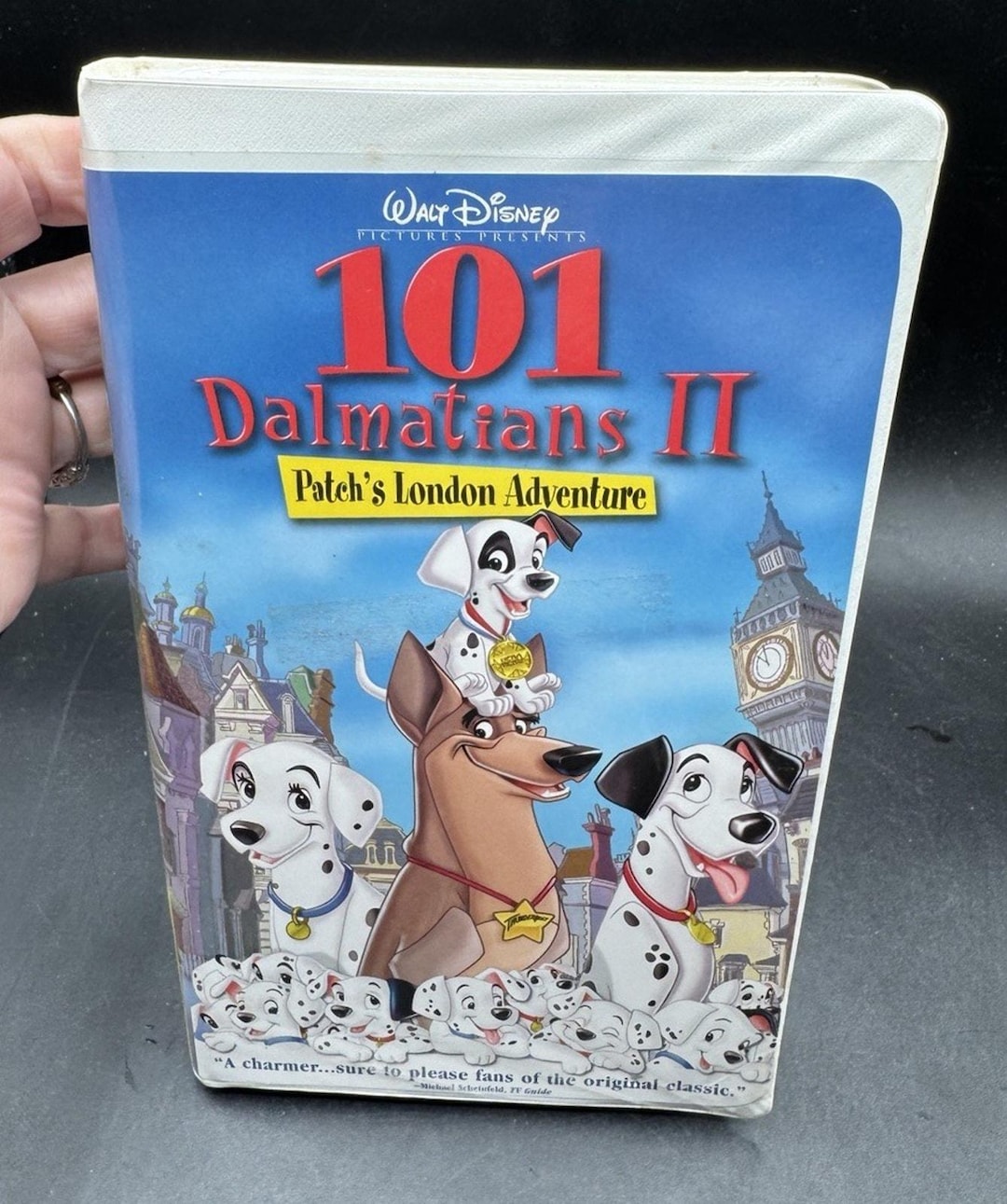 101 Dalmatians II 2 VHS Patchs London Adventure Disney Clamshell