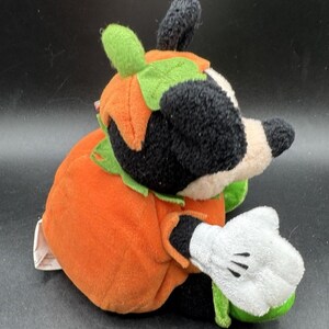 Figura de peluche de Mickey Mouse, Jack O'Lantern, calabaza de Halloween, DS1 de Disney Store imagen 8