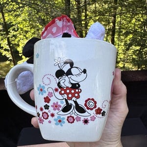 Disney Minnie Mouse Love Hearts Ceramic Coffee Mug & Plush Doll New! -C9 image 4