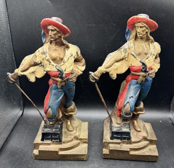 Antique ARMOR Bronze Pirate Bookends SWORD KNIFE Sinbad Capital Kidd (damage)